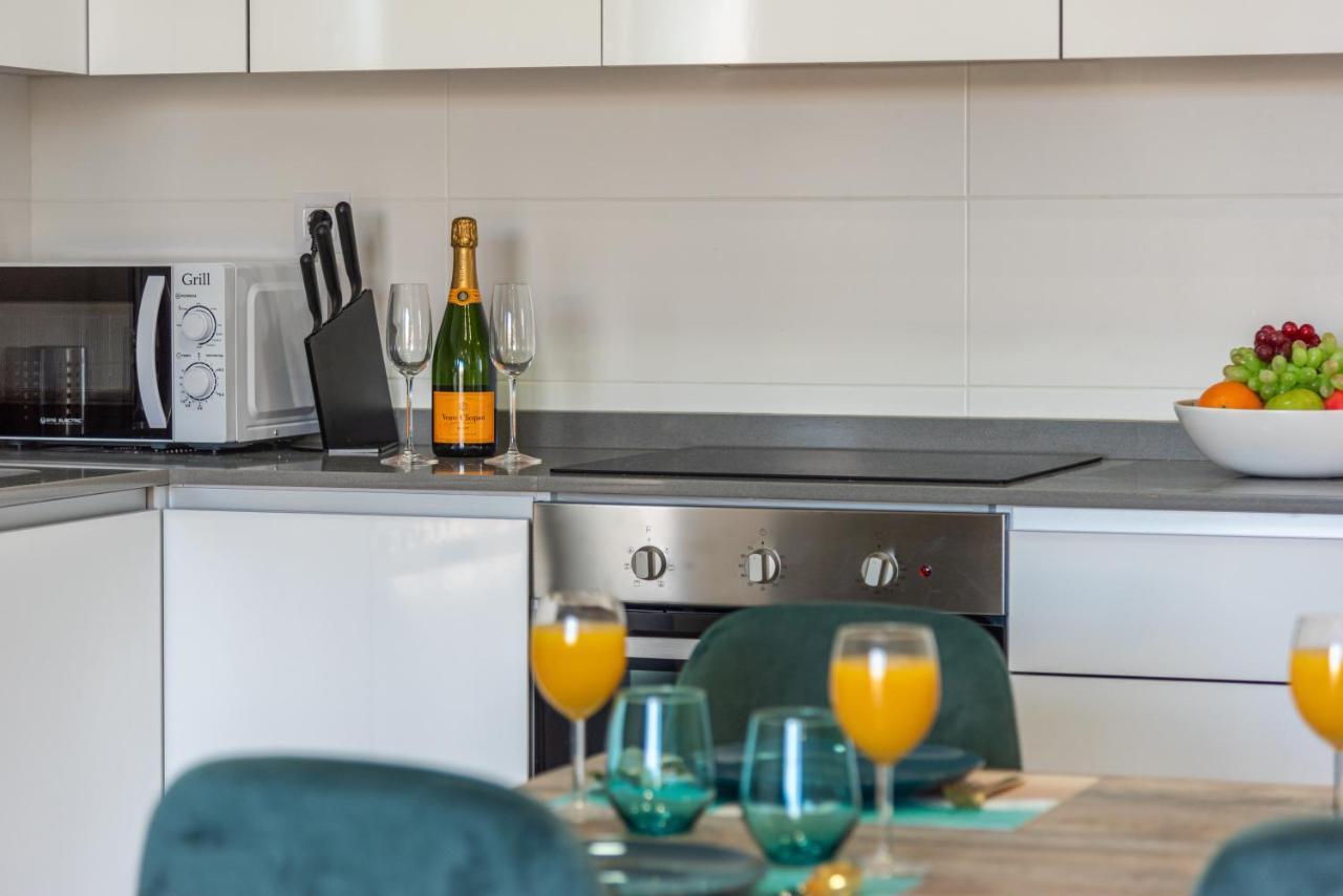 Appartamento La Zenia Cocoon - Luxury Penthouse With Jacuzzi, 2 Pools, Indoor Heated Pool, Sauna, Gym, Playstation Dehesa de Campoamor  Esterno foto
