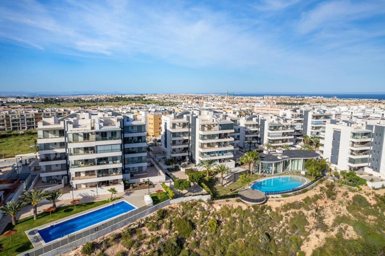 Appartamento La Zenia Cocoon - Luxury Penthouse With Jacuzzi, 2 Pools, Indoor Heated Pool, Sauna, Gym, Playstation Dehesa de Campoamor  Esterno foto
